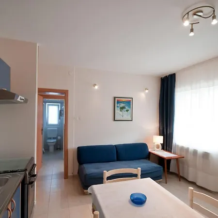 Apartment Sunny Street 2 *